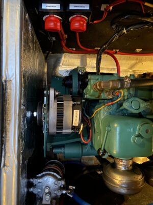Alternator Volvo Penta 12V 45A - 55A, most common, MD2020, MD2030, MD2040 and many more photo review