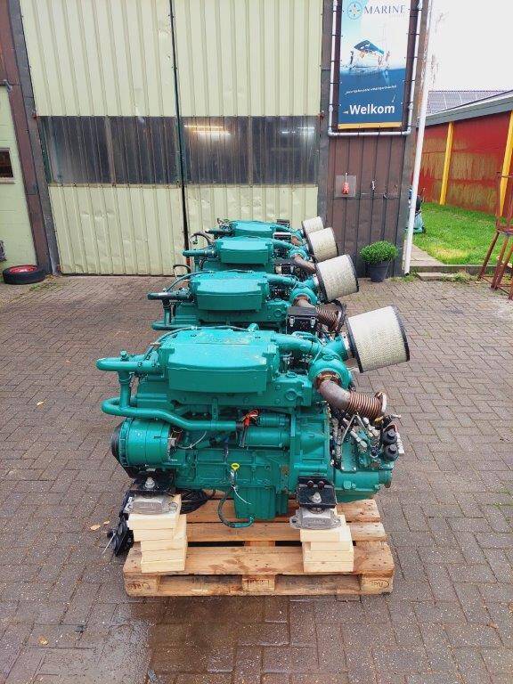 Volvo Penta D5A Inboard Engine 140Hp (Only 1 Available) - AB Marine Service