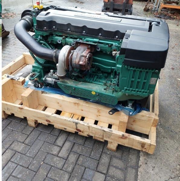 2x Volvo Penta D13-IPS900 Complete Kit! - AB Marine Service