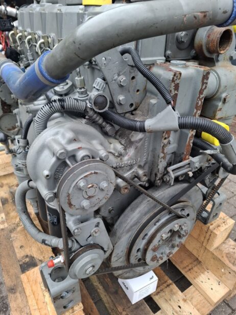 Marine engine generator motor Deutz BF6M 1013MC 24V 195HP 1500RPM Heavy duty (engine only) - Image 3