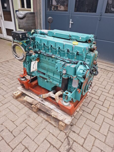 Volvo Penta D7C-A TA 195Pk 2300rpm Heavy duty - Afbeelding 2