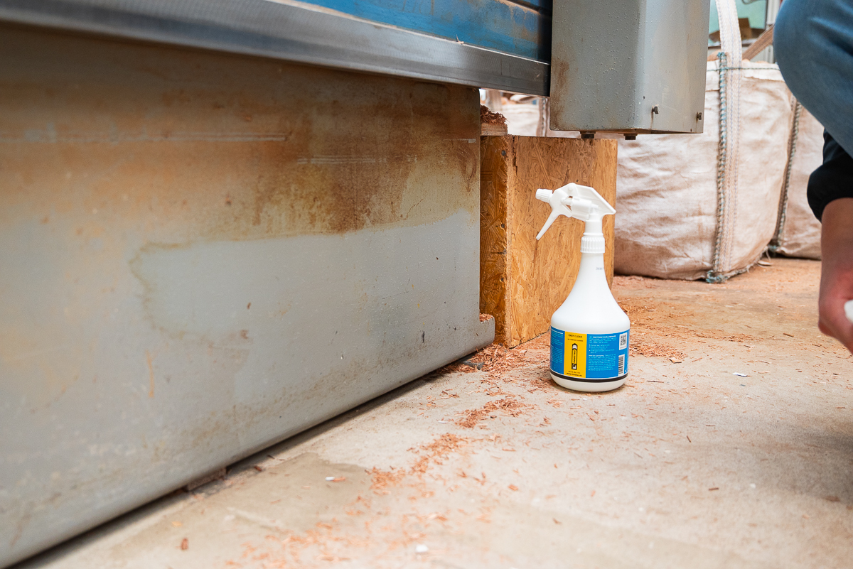 Innotec Easy Clean | Allesreiniger Polstermaterialien aus Kunststoff, Lack, Aluminium, Chrom und Plane – Bild 3