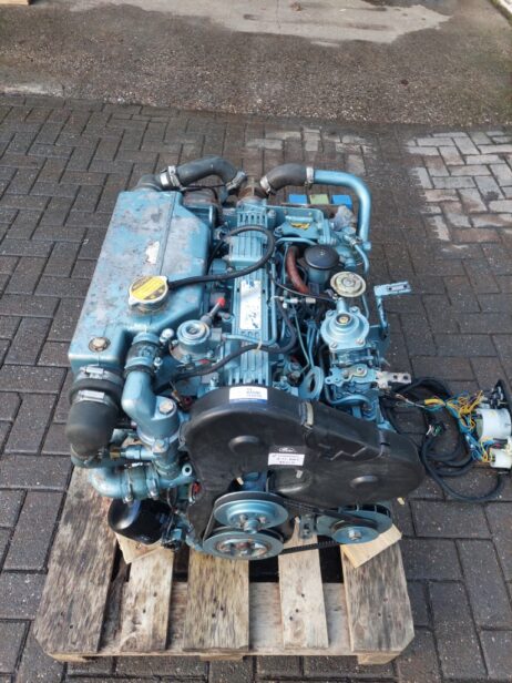 Volvo Penta Perkins Prima M80T (80hp) Marine engine, Heat exchanger  and Turbo - Image 4