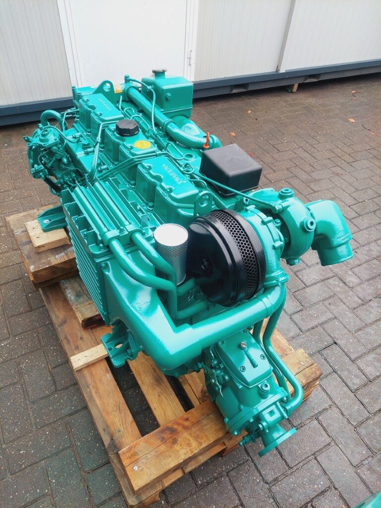 Volvo Penta TAMD41 B (2x) 200pk Met Keerkoppeling - AB Marine Service