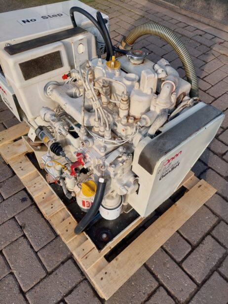 Cummins Onan 6,5 kVA 6.5MDKDP Generator (defekt, gibt nur 40V) – Bild 11