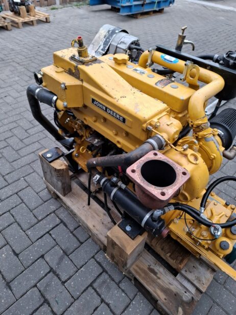 John Deere 4045-TMF50 150hp @2300rpm marine engine with PRM reversing gear (24V) - Image 7