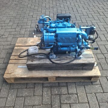 Nanni 3.21 HE 21pk  scheepsmotor compleet met keerkoppeling dashboard