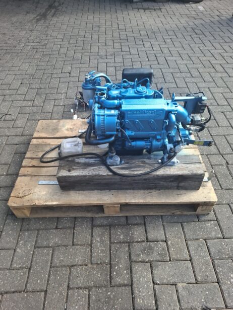 Nanni 3.21 HE 21pk  scheepsmotor compleet met keerkoppeling dashboard