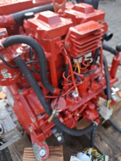 Ruggerini MM191 Marine engine 20hp with reverse gear - Image 4