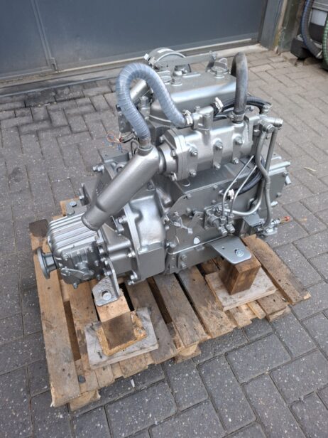 Yanmar 2QM20H 20hp Marine engine - Image 8