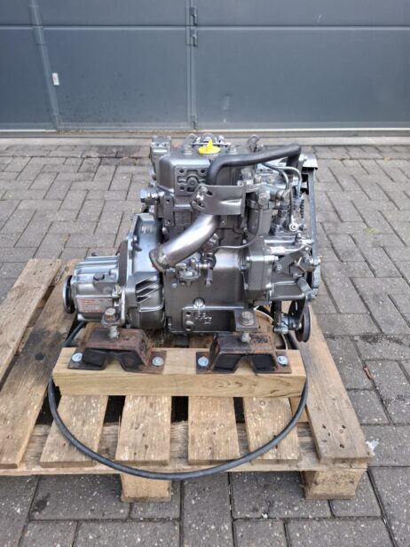 Yanmar 2GM20 16PS Schiffsmotor mit Wendegetriebe