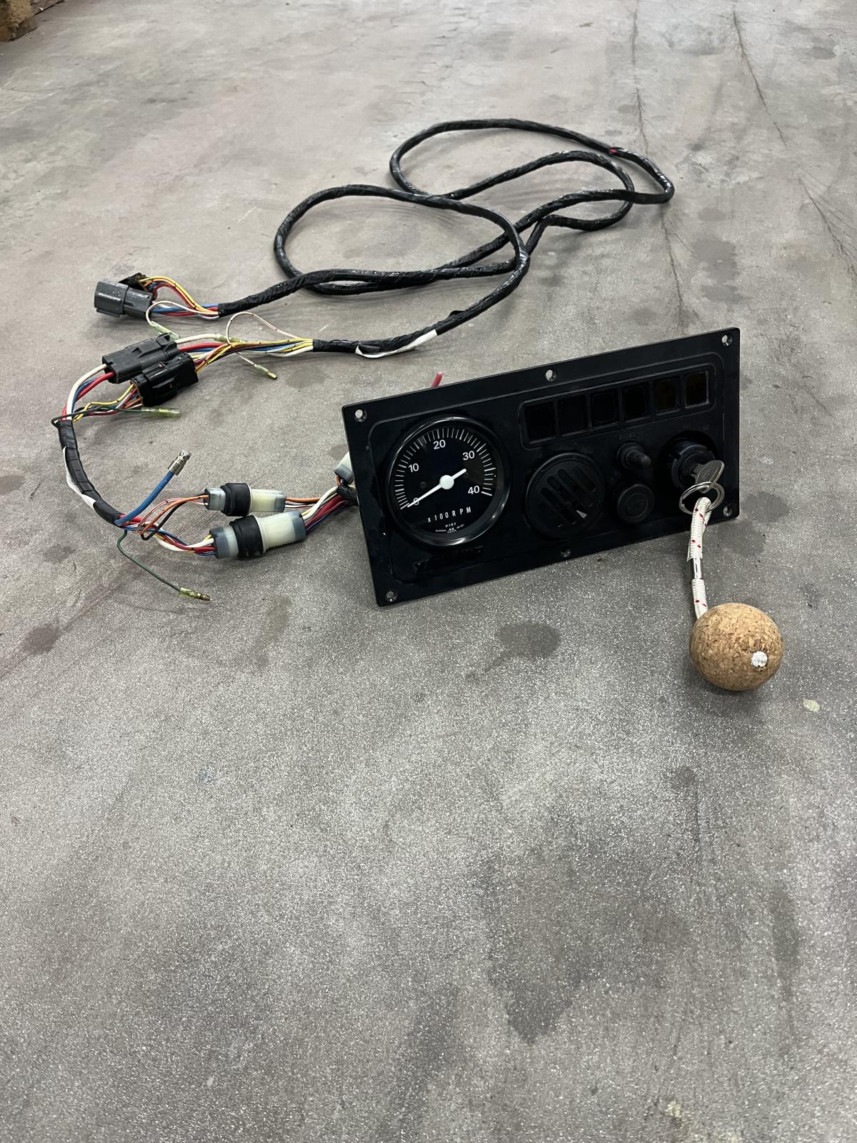 Yanmar 3GM30 27 PS Schiffsmotor mit Getriebe und Armaturenbrett, sehr schöner Zustand – Bild 15