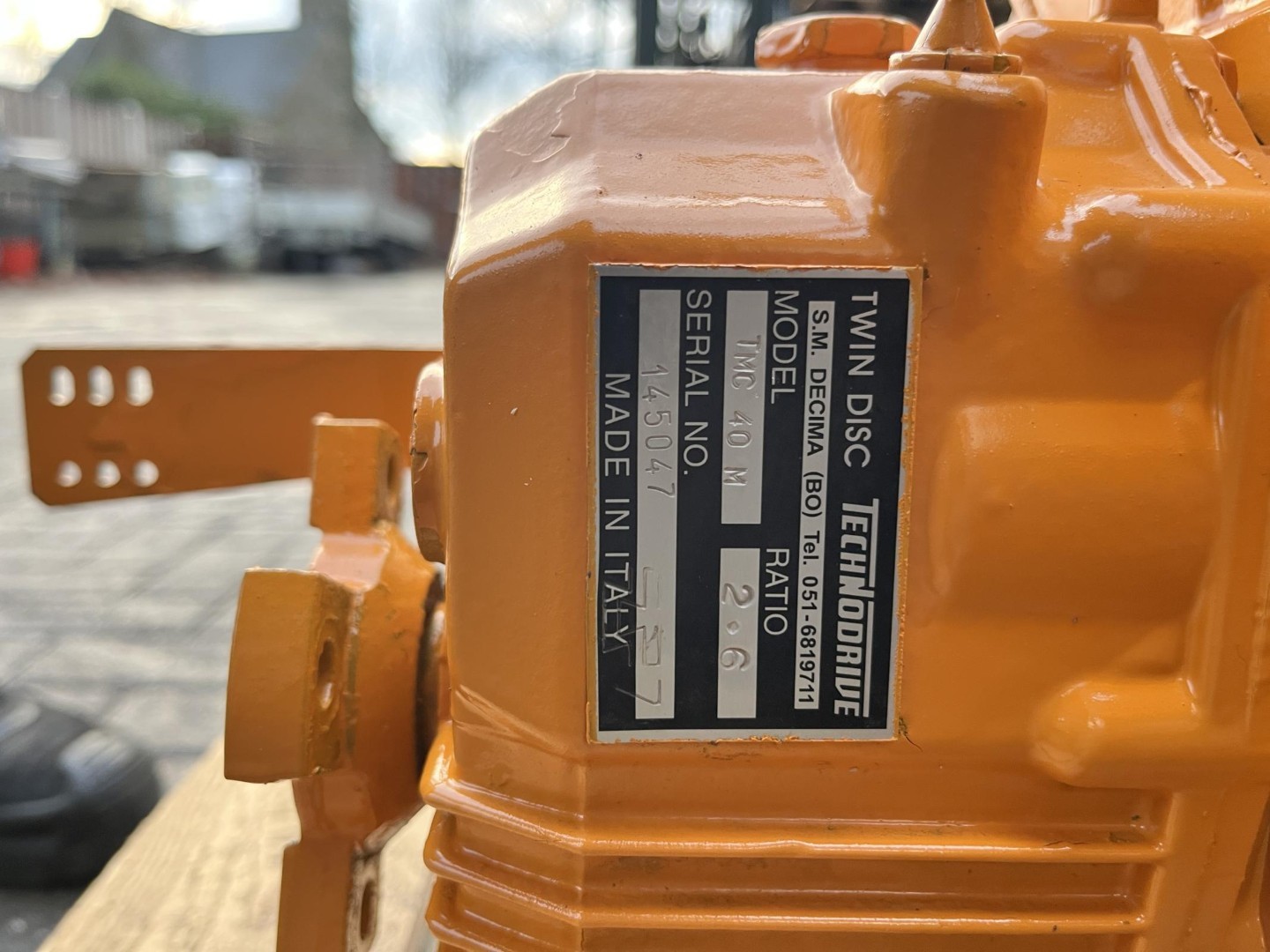 Vetus M3.09 25HP marine engine heat exchanger gearbox - Image 4