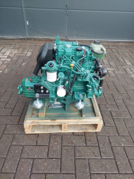 Volvo Penta D1-30F marine engine with new reverse gear