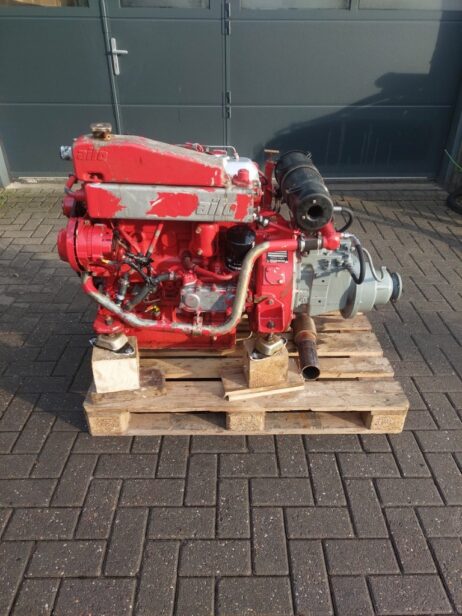 Iveco 8041 M35   80hp Marine engine Keel cooling