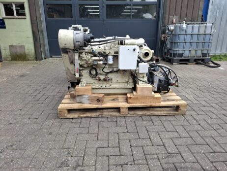 Cummins (2x)  6BT5.9M 150pk met keerkoppeling 24V kielkoeling Twin Disc MG5050 - Afbeelding 4