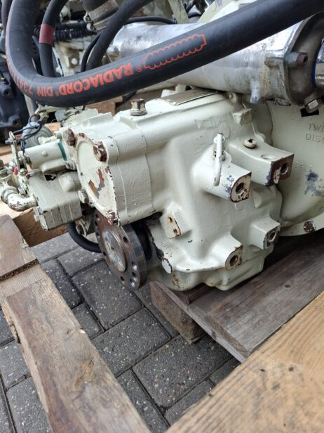 Cummins (2x)  6BT5.9M 150pk met keerkoppeling 24V kielkoeling Twin Disc MG5050 - Afbeelding 14