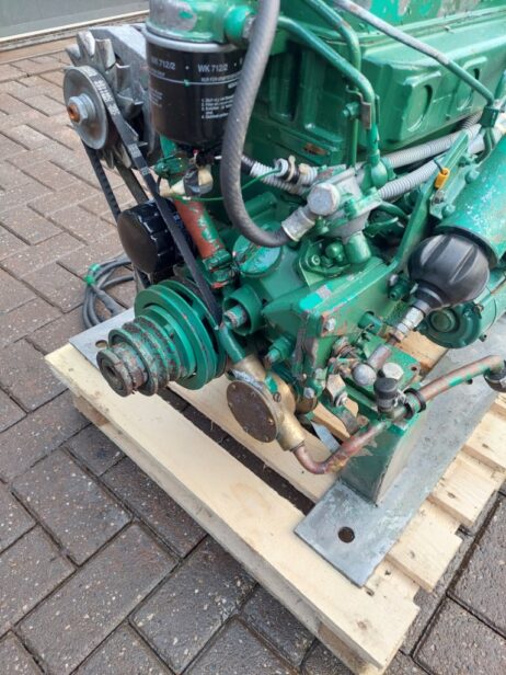 Volvo Penta MD2003 Marine engine (30hp) with  PRM hydraulic reverse gear - Image 3