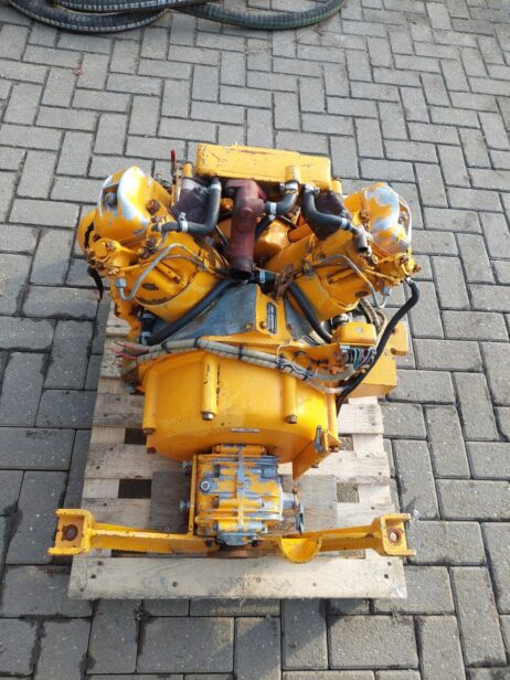 Farymann 30 S30  25php Marine engine with Hurth HBW10 reverse gear - Image 6