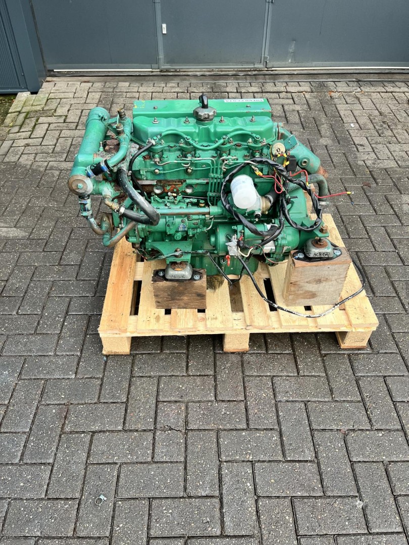 Volvo Penta MD21b Schiffsmotor mit Wärmetauscher – Bild 11