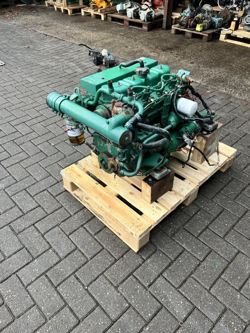 Volvo Penta MD21b Schiffsmotor mit Wärmetauscher – Bild 9