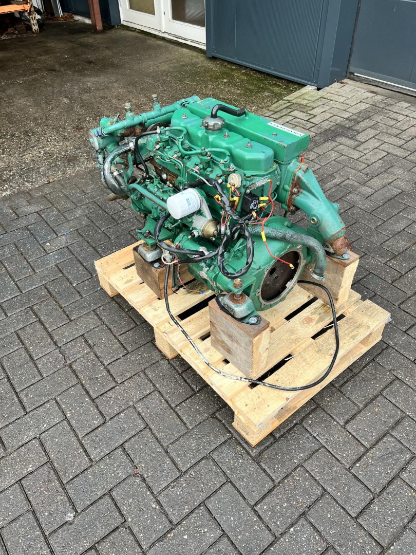 Volvo Penta MD21b Schiffsmotor mit Wärmetauscher – Bild 7