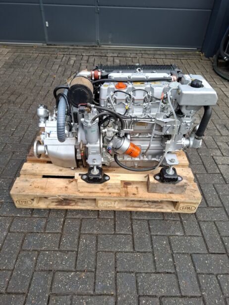 Lombardini LDW2204MT 60hp Marine engine complete