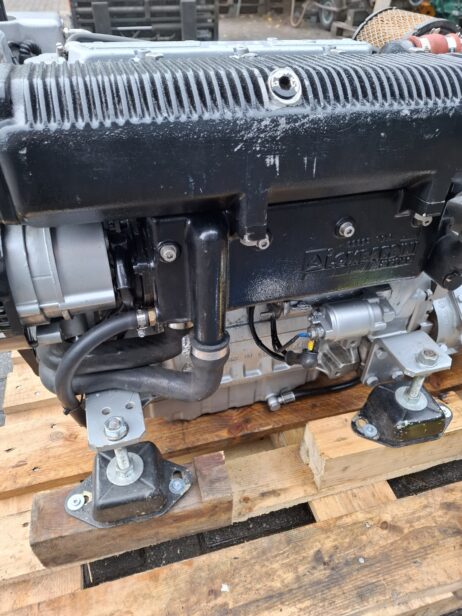 Lombardini LDW2204MT 60hp Marine engine complete - Image 10