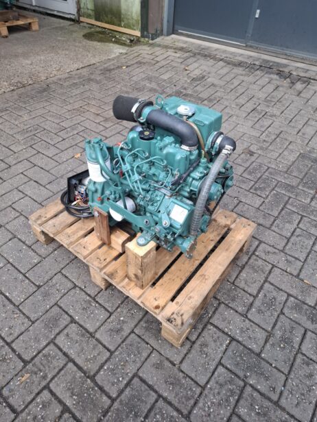 Volvo Penta MD2020 20hp marine engine (engine only) - Image 7