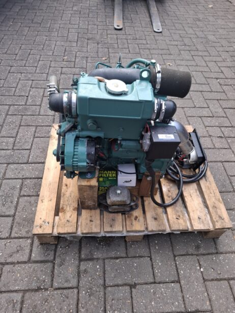 Volvo Penta MD2020 20hp marine engine (engine only) - Image 5
