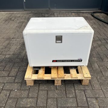 Generator Northern Lights Generator 220V M673L3 5Kva Warmtewisselaar