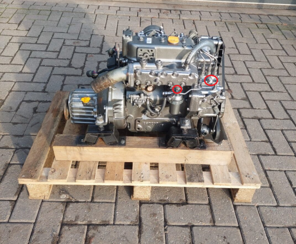 Een dieselmotor op je boot is betrouwbaar, maar kan stilvallen als er lucht in het brandstofsysteem zit. Dit kan gebeuren na het vervangen van het brandstoffilter, bij het leegraken van de brandstoftank of door een lekkage.