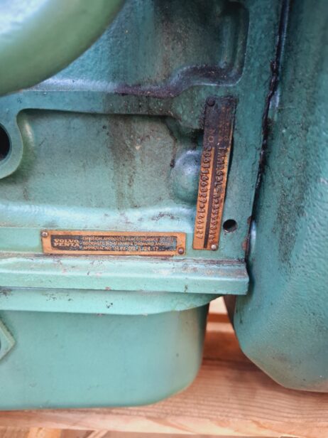 Volvo Penta TAMD63L  360pk @met Twindisc MG5061SC keerkoppeling - Afbeelding 11