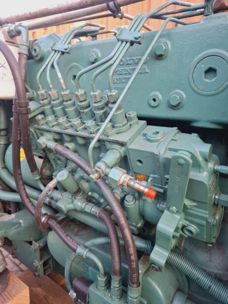 Volvo Penta TAMD63L  360pk @met Twindisc MG5061SC keerkoppeling - Afbeelding 12