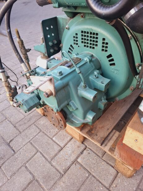 Volvo Penta TAMD63L  360pk @met Twindisc MG5061SC keerkoppeling - Afbeelding 5