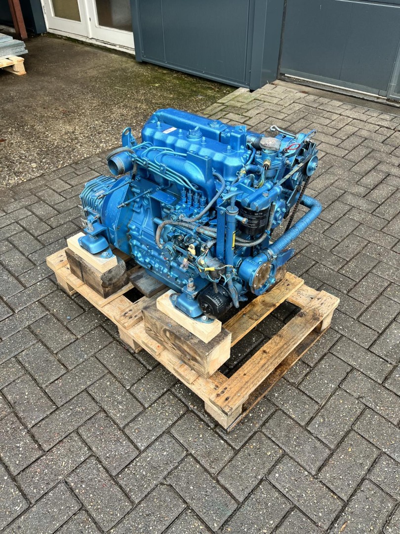 Nanni 4.220HE Schiffsmotor 50PS Wärmetauscher Keerkupplung – Bild 7