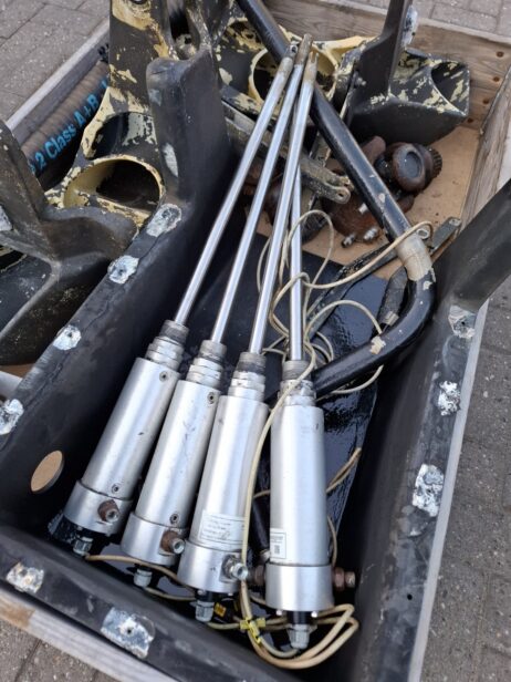 Alamarin Jet (2x) AJ 285 for up to 500 hp - Image 16
