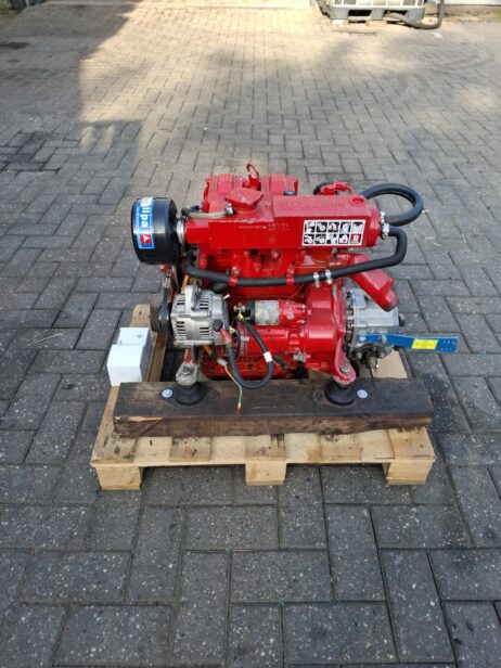 Ruggerini MM191 Marine engine 20hp with reverse gear