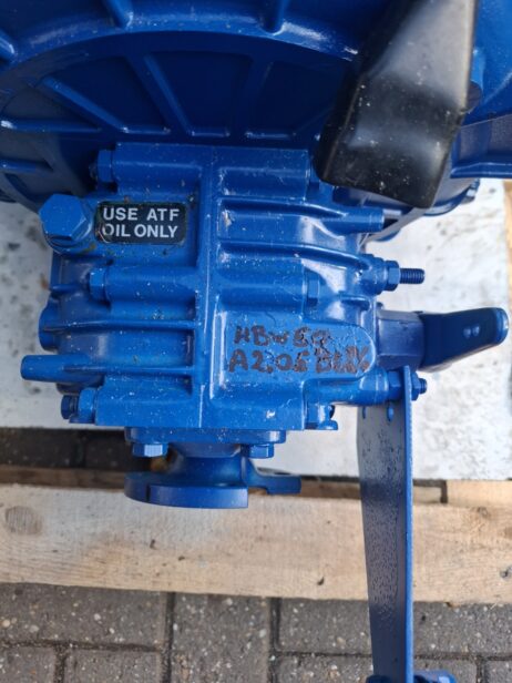 Lister LPW2 marine engine (20 hp) with gearbox - Image 5