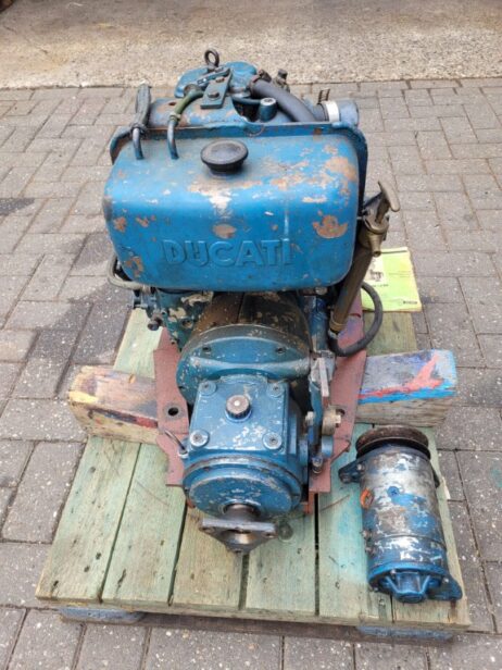 Ducati marine engine with gearbox - Image 5