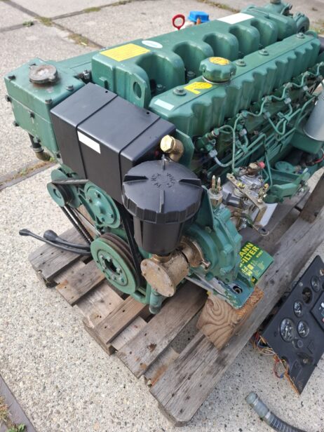 Volvo Penta TMD40A 125HP Marine Engine with MS3 Gearbox - Image 6
