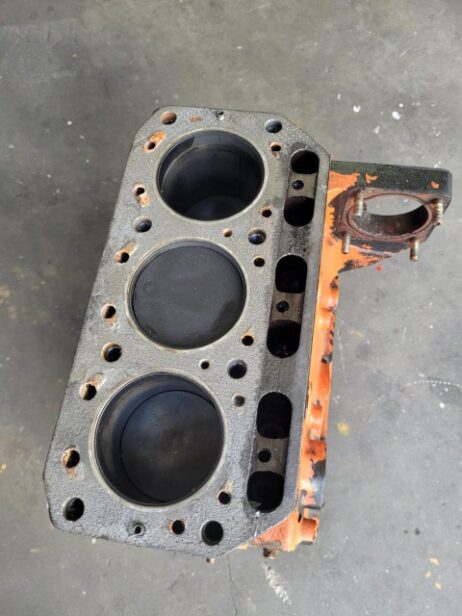 Yanmar 3T75HL TB Cylinder Block 721500-01560, 721500-01561, 721500-01561 - Image 4