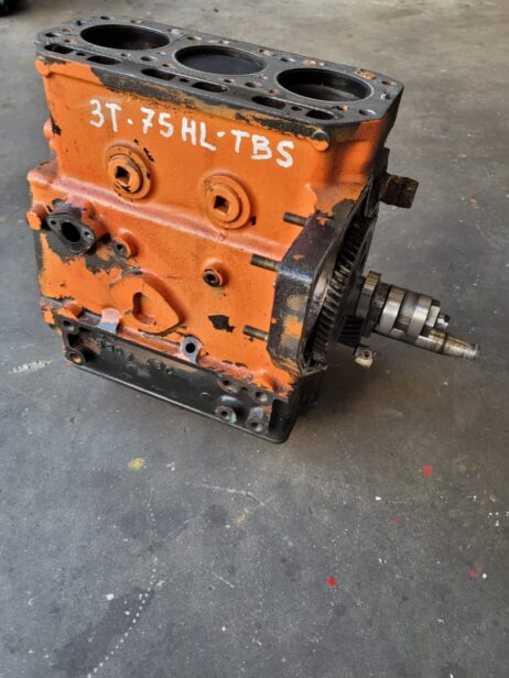 Yanmar 3T75HL TB Cylinder Block 721500-01560, 721500-01561, 721500-01561