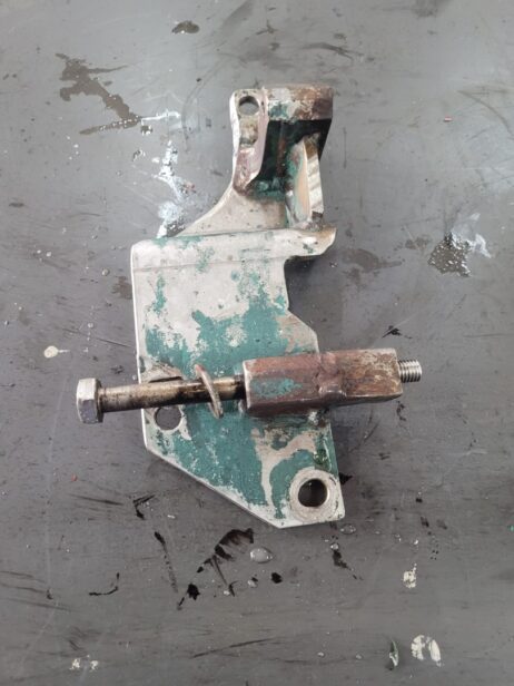 Volvo Penta MD22 Bracket - Image 2