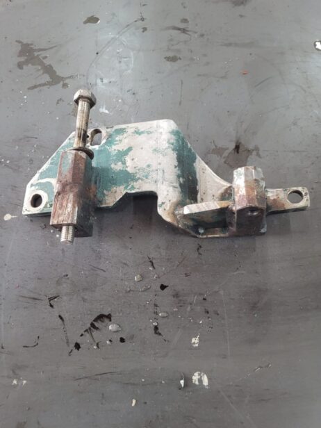 Volvo Penta MD22 Bracket