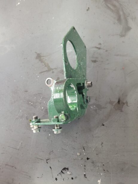Volvo Penta MD22 Impeller Pump Bracket 3580827 - Image 2
