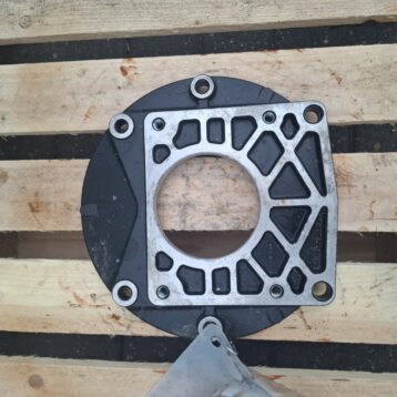 Keerkoppeling flens aanbouw 130S saildrive 3583355