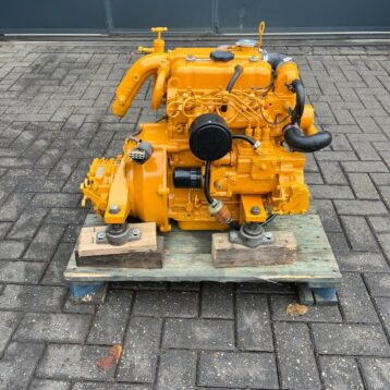 Vetus M3.10 20hp marine engine with heat exchanger and gearbox