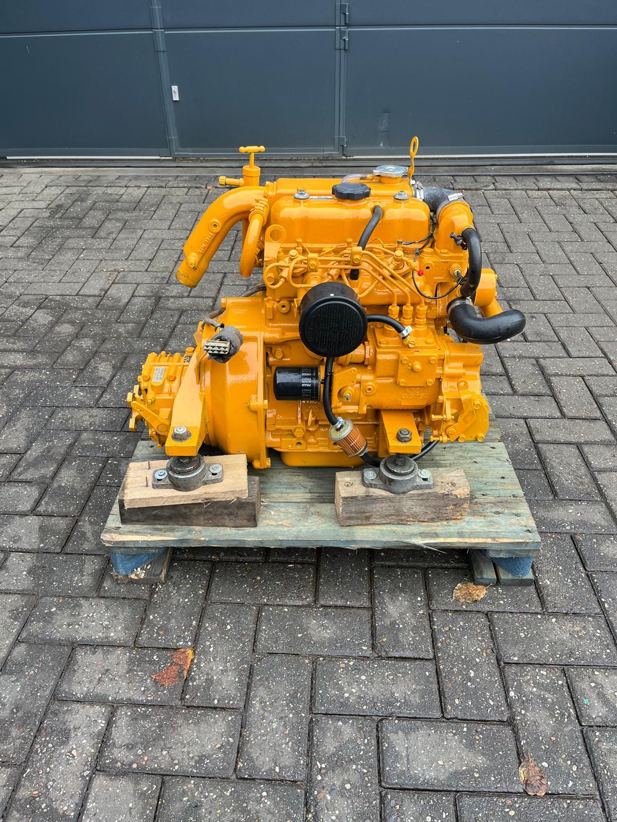 Vetus M3.10 20PS Schiffsmotor mit Wärmetauscher und Getriebe