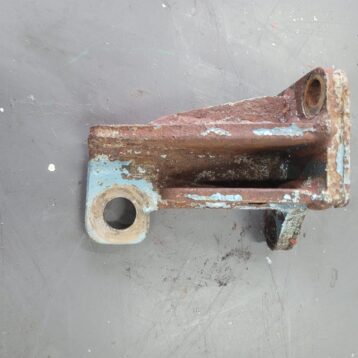 Perkins Prima M50 Engine Mounting Bracket L+R for 3823H005 3823H004